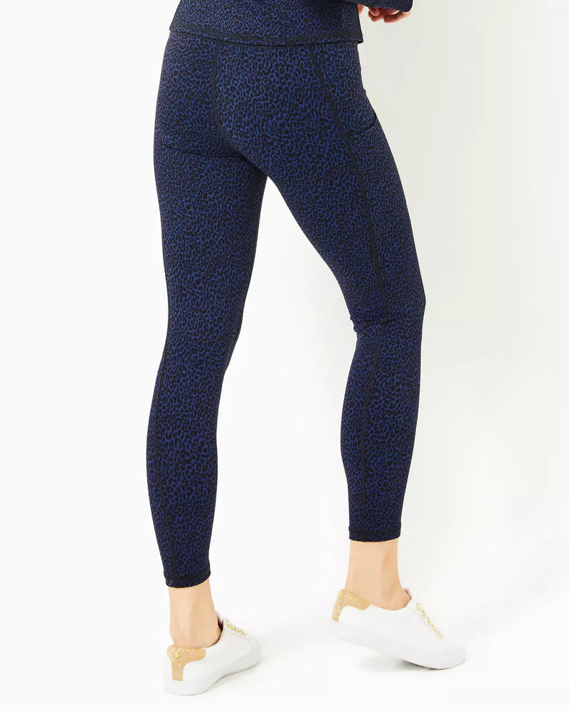 WEEKENDER HIGH RISE LEGGING LOW TIDE NAVY TWISTED UP ACTIVE JACQUARD